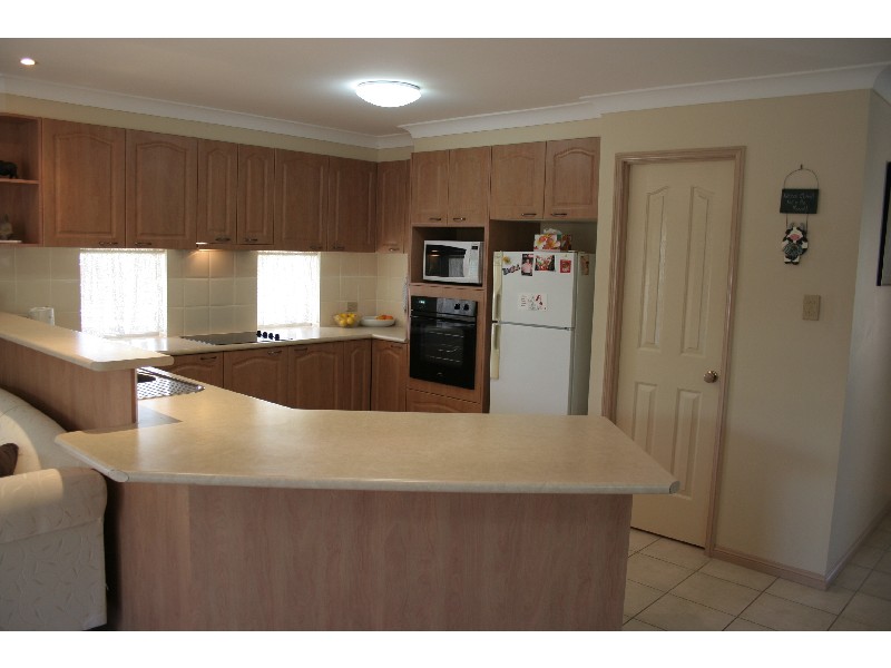 2 Gunsynd Drive, Dakabin QLD 4503