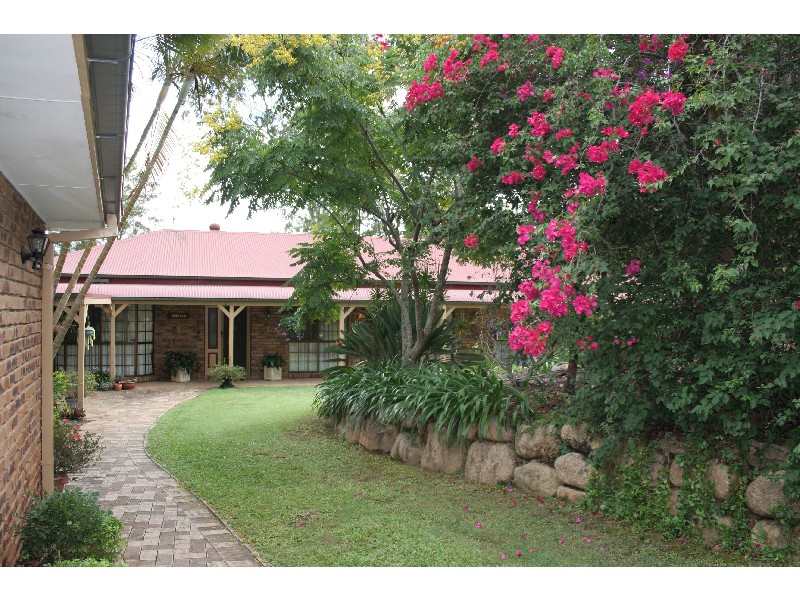 Eatons Hill QLD 4037