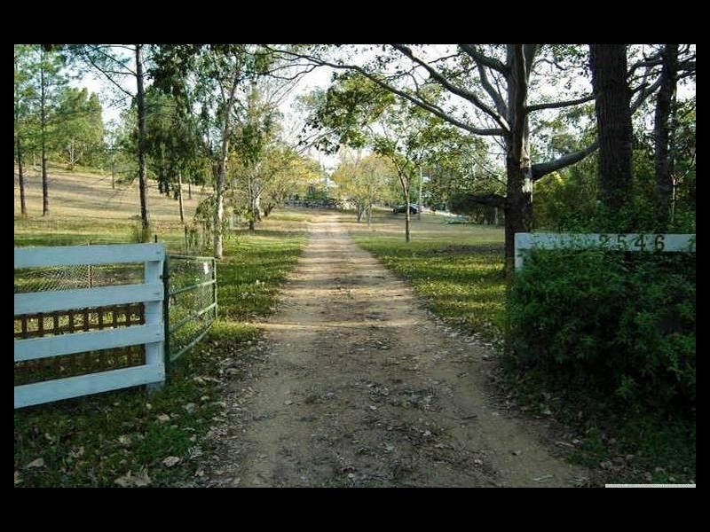 Pinjarra Hills QLD 4069