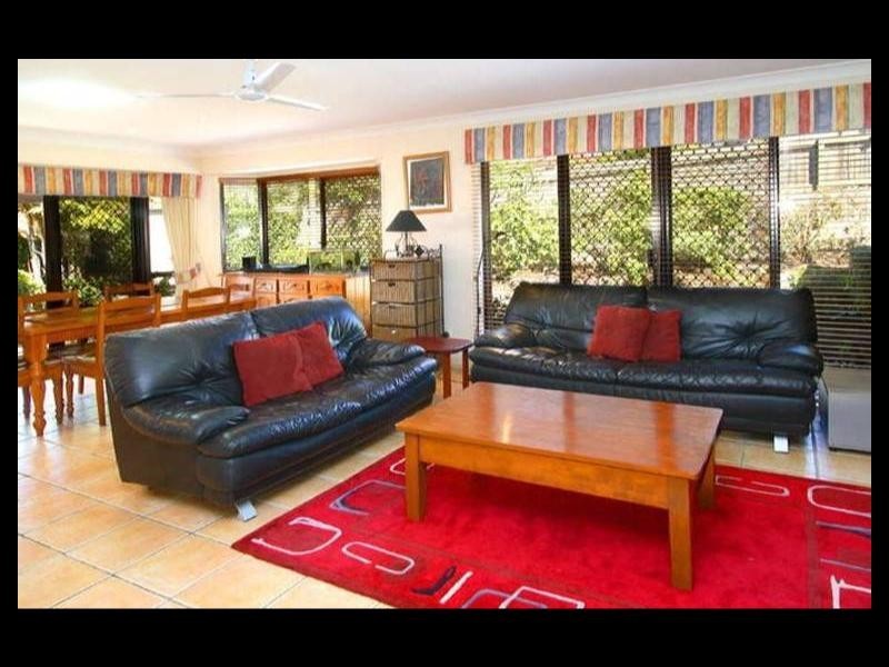 Brookfield QLD 4069
