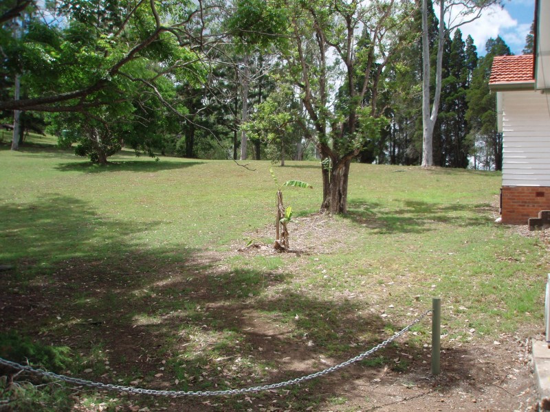Brookfield QLD 4069