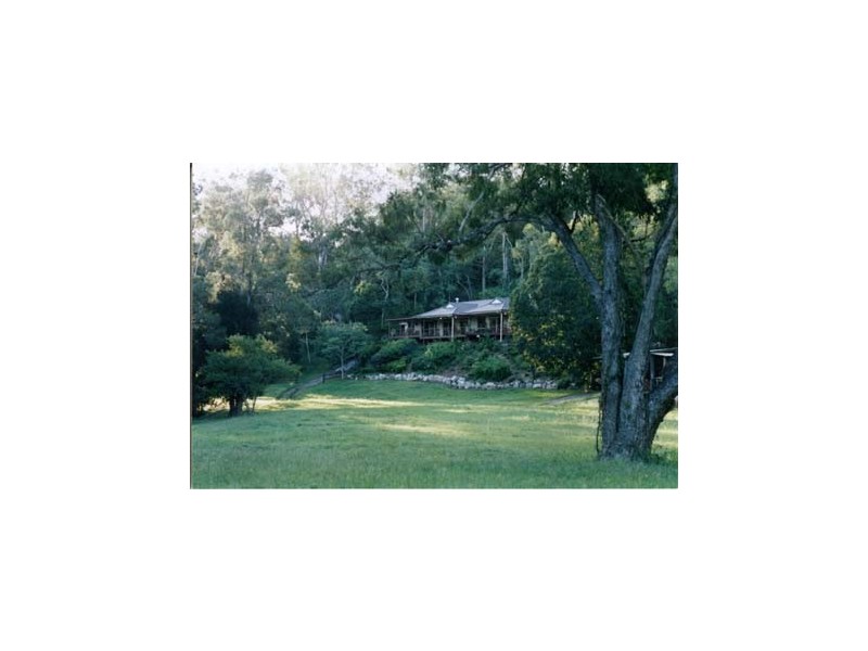 Kenmore Hills QLD 4069