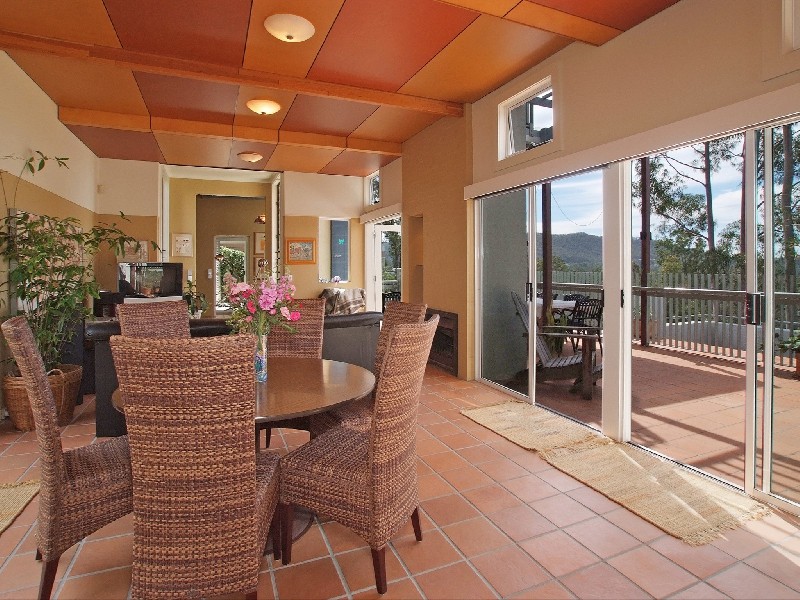 Chapel Hill QLD 4069