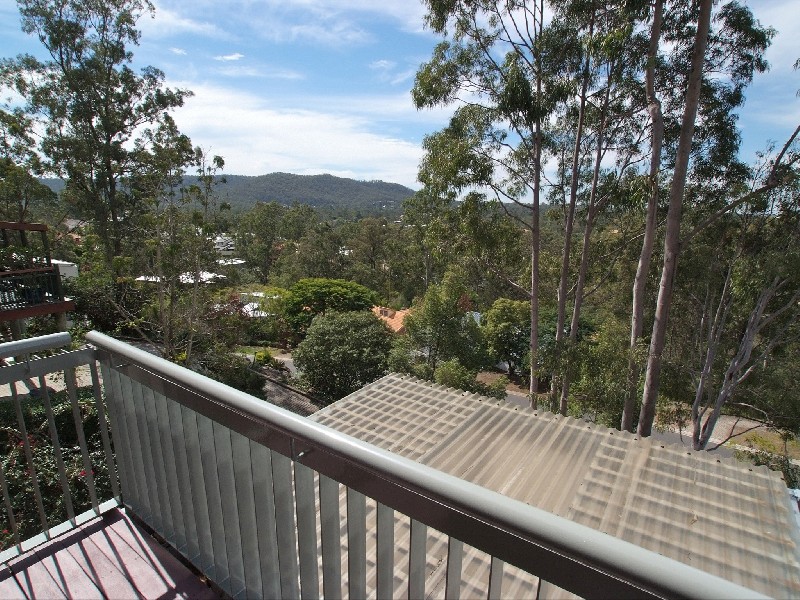 Chapel Hill QLD 4069