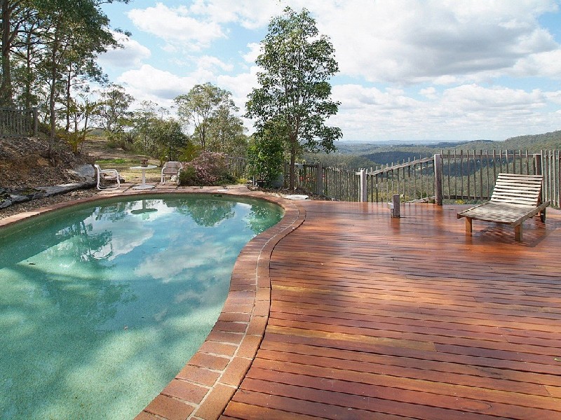 Upper Brookfield QLD 4069