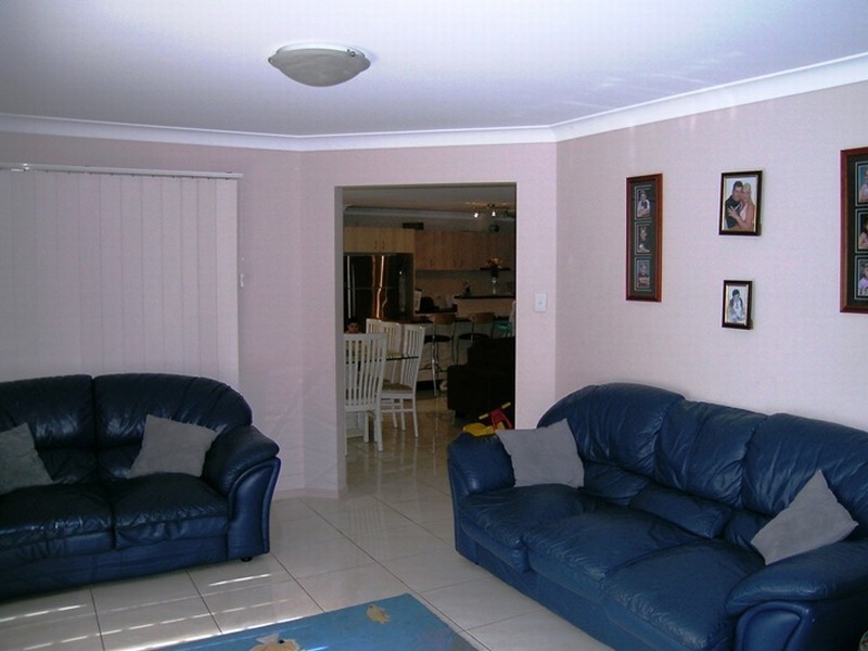 Crestmead QLD 4132