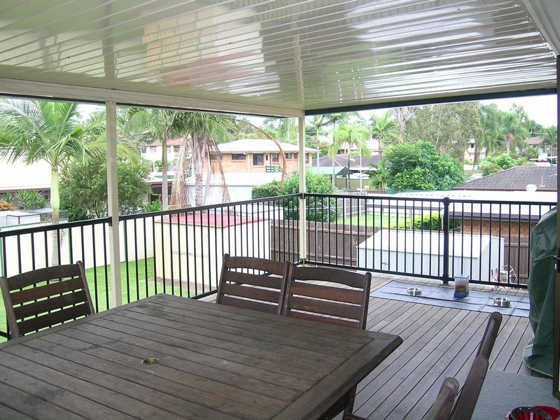 8 Limerick Drive, Crestmead QLD 4132