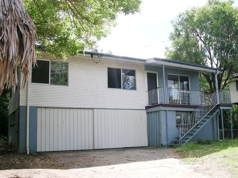 5 Palm Avenue, Kingston QLD 4114
