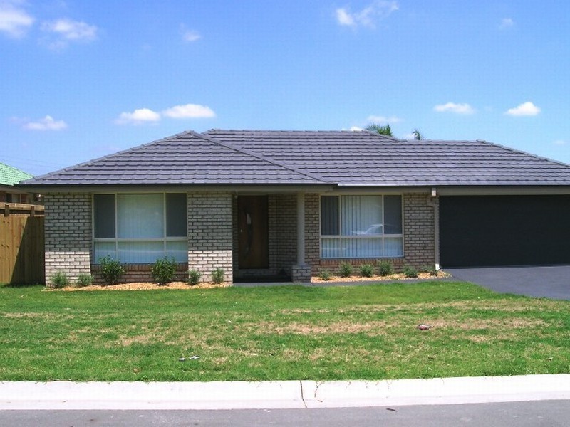 4 Lorikeet Avenue, Crestmead QLD 4132