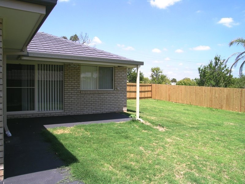 4 Lorikeet Avenue, Crestmead QLD 4132