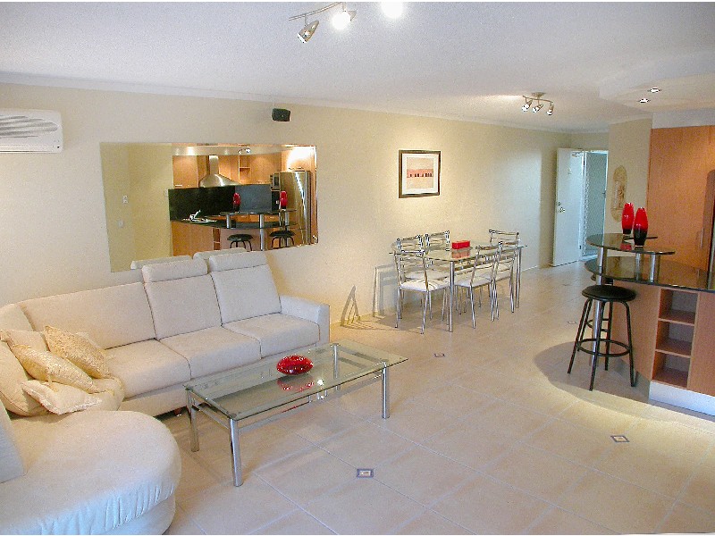 14 ‘Maroochy Terraces’, 91 Duporth Avenue, Maroochydore QLD 4558