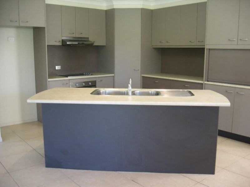 2 Evergreen Avenue, Palmwoods QLD 4555