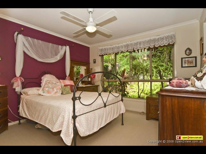 6 Burran Court, Kuluin QLD 4558