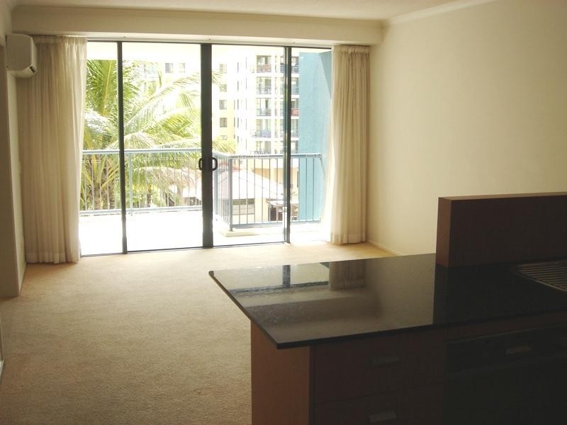 428/10 Okinja Road, Alexandra Headland QLD 4572