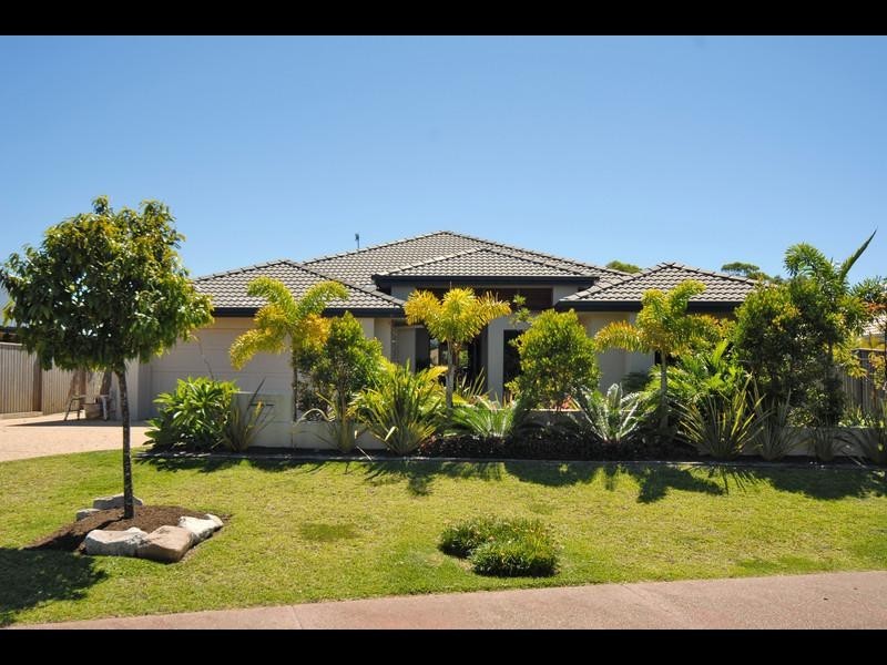 17 Sandleigh Crescent, Sippy Downs QLD 4556