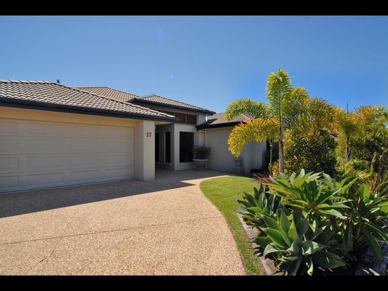 17 Sandleigh Crescent, Sippy Downs QLD 4556