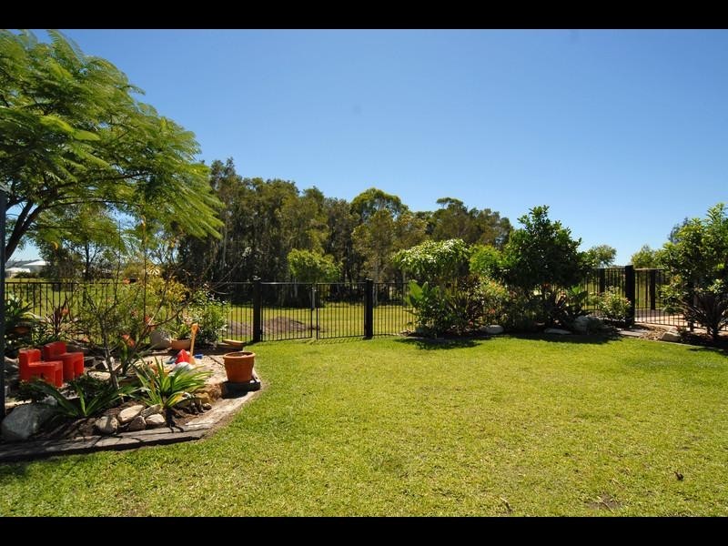 17 Sandleigh Crescent, Sippy Downs QLD 4556