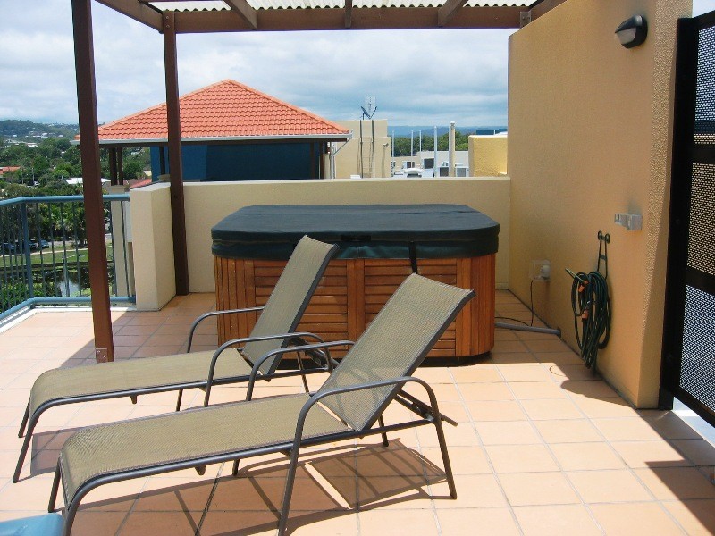 Alexandra Headland QLD 4572