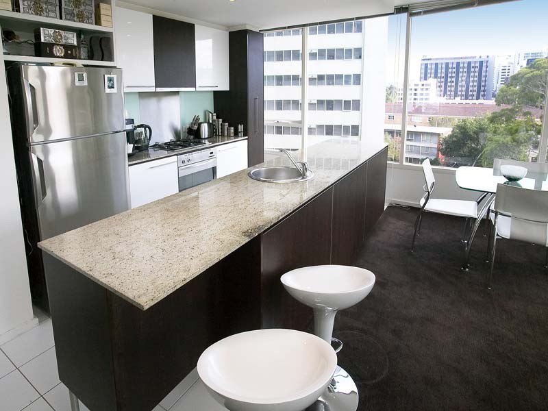 603 / 82 Queens Road, Melbourne VIC 3004