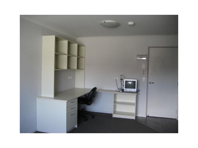 50 15 Hawthorn Road, Caulfield VIC 3162