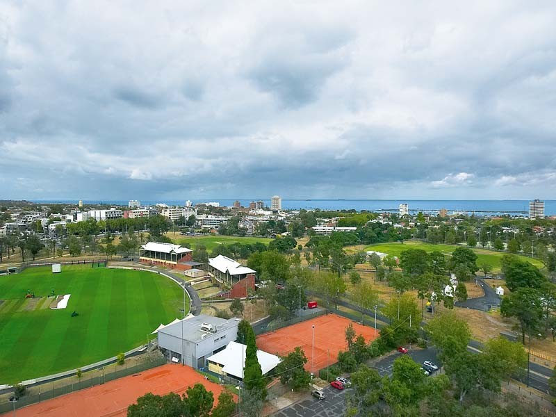 1604/82 Queens Road, Melbourne VIC 3004