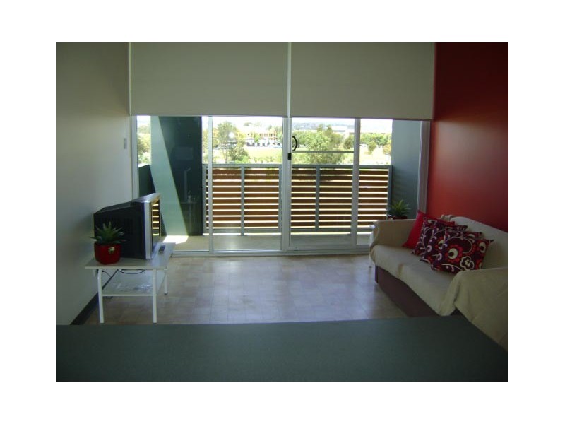 13 Yates St, Mawson Lakes SA 5095