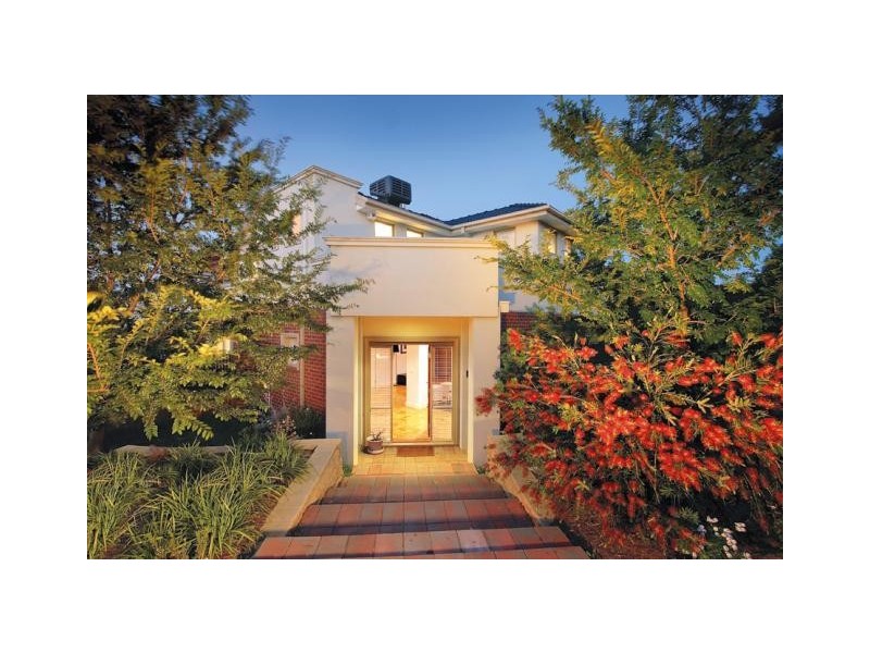 352 Gallaghers Road, Glen Waverley VIC 3150