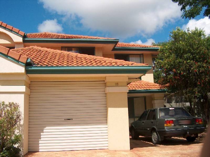 Carrara QLD 4211