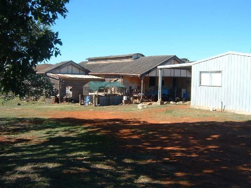 1631 Bracewell Road, Mount Larcom QLD 4695