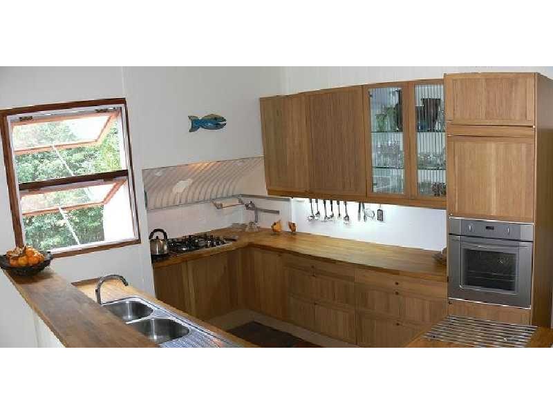 139 Wallaby Track, Mount Larcom QLD 4695