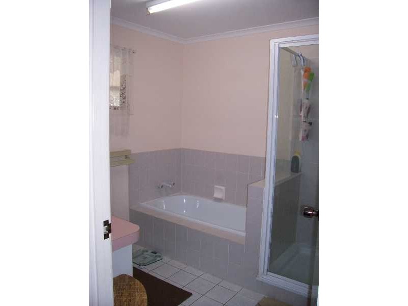 7 Mycumbene Way, Gladstone QLD 4680