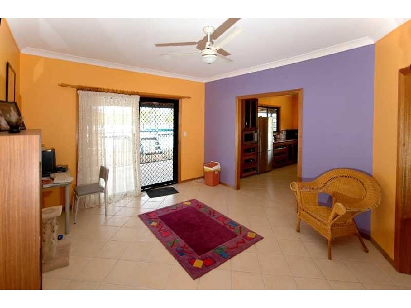 735 The Narrows, Mount Larcom QLD 4695