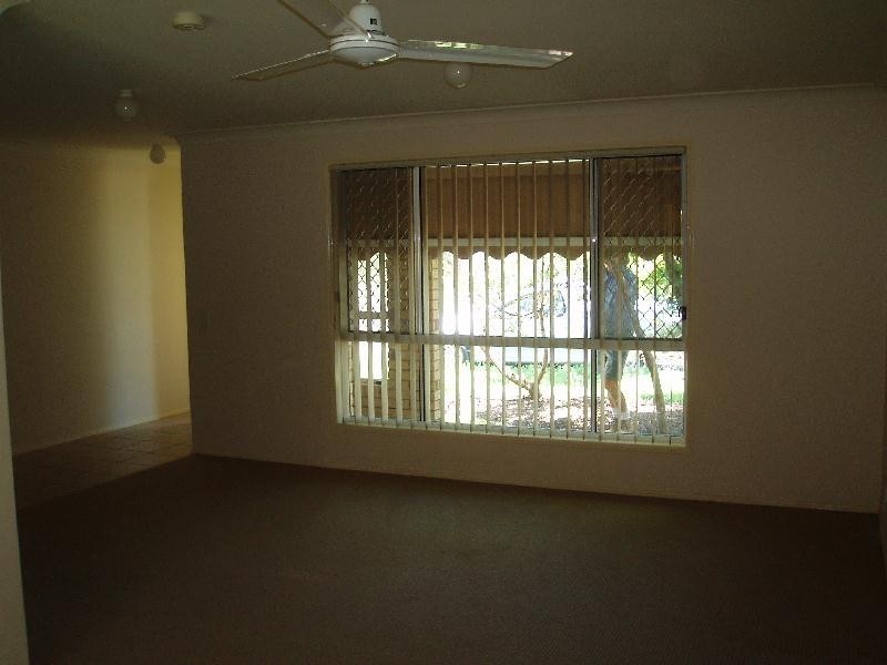 15 THOMS AVE, Boondall QLD 4034