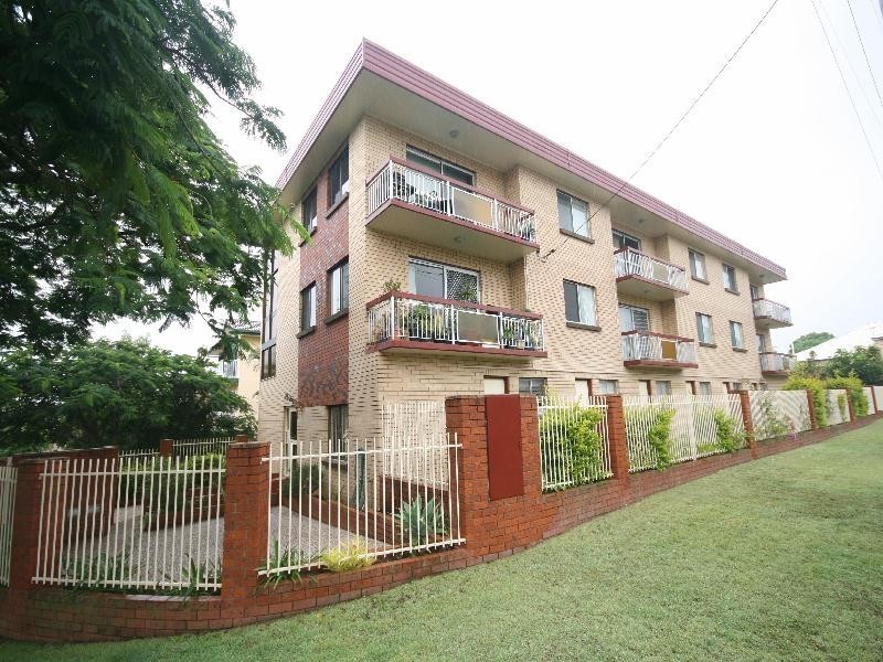 1/29 FRANZ ROAD, Clayfield QLD 4011