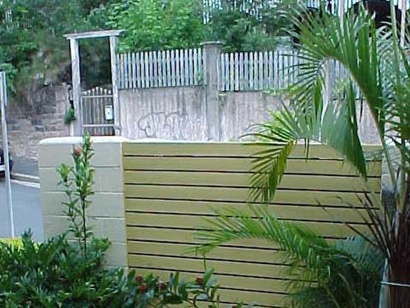 1/4 Cowlishaw Street, Newstead QLD 4006