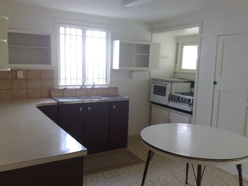 151 MAIN AVENUE, Windsor QLD 4030