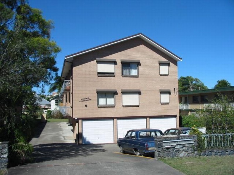 2/15 SALT STREET, Windsor QLD 4030