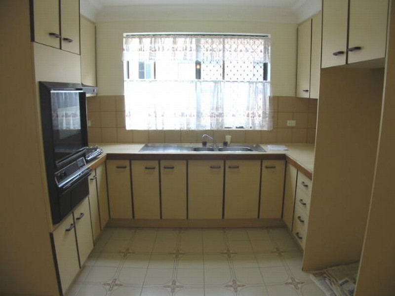 2/15 SALT STREET, Windsor QLD 4030