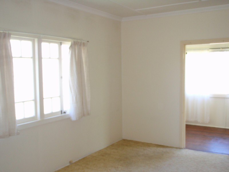 34 School Road, Stafford QLD 4053