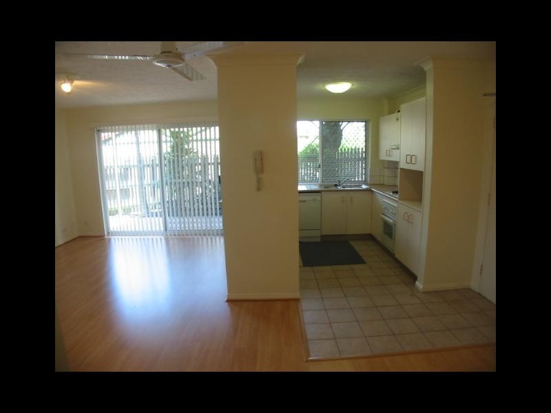 1/45 Oliver St, Nundah QLD 4012