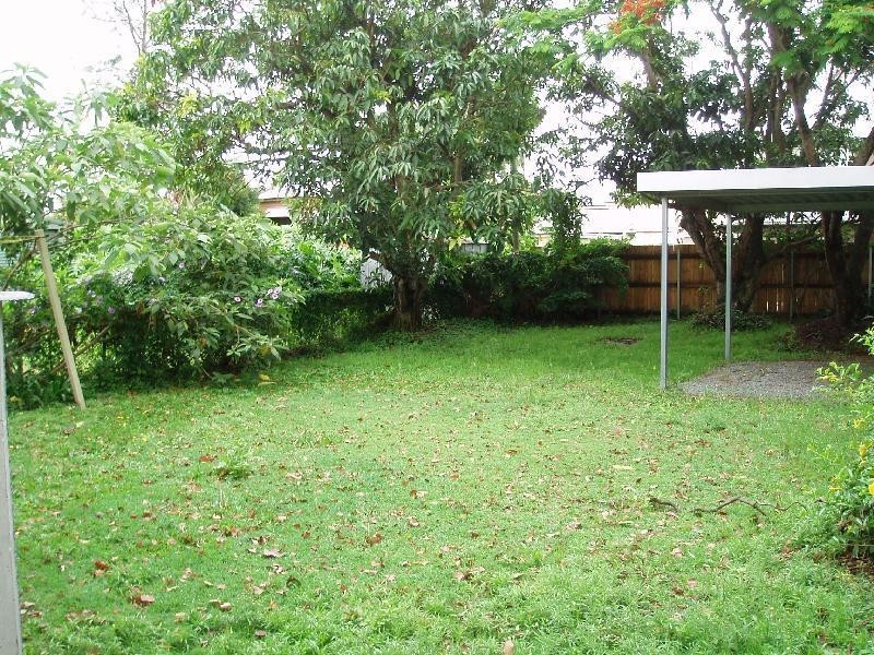 16 VERNON STREET, Nundah QLD 4012