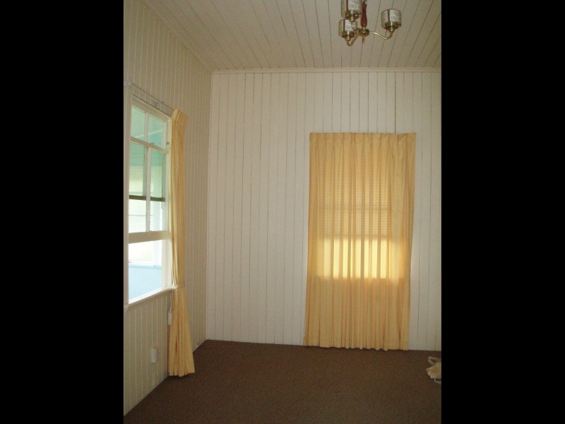 16 VERNON STREET, Nundah QLD 4012