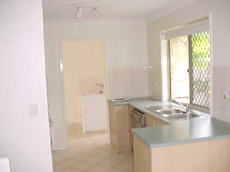 4/20 BROOKFIELD ROAD, Kedron QLD 4031