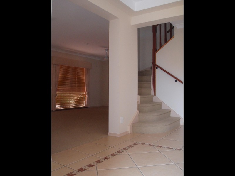 North Lakes QLD 4509