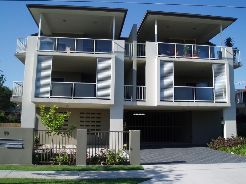 8/19 NOBLE STREET, Clayfield QLD 4011