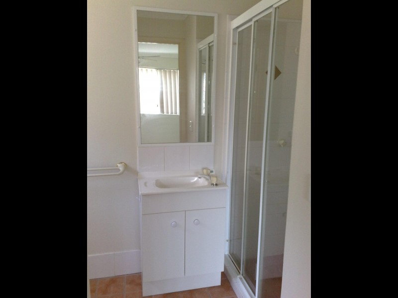 4/155 Flower Street, Northgate QLD 4013