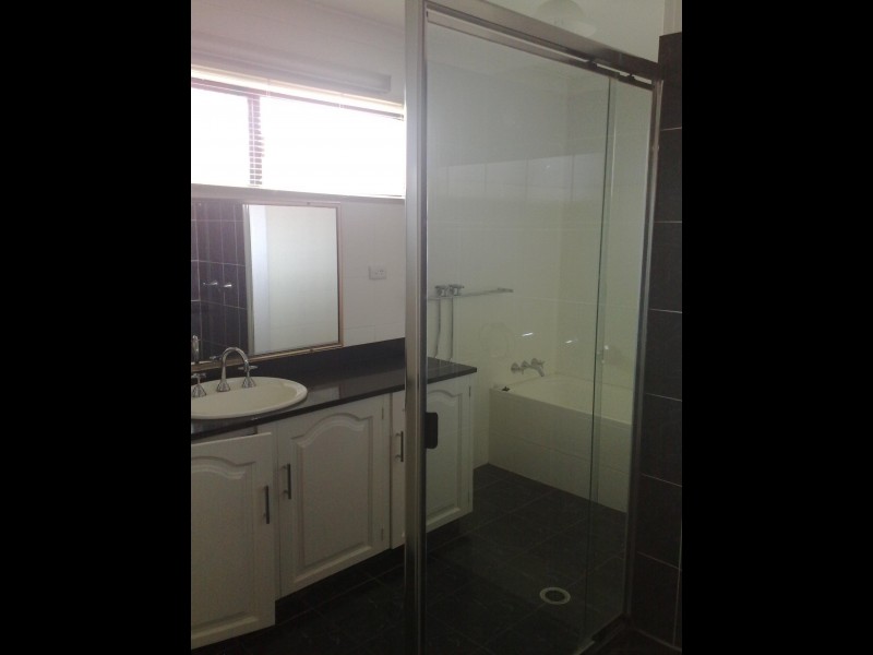 6 Gaynor, Banyo QLD 4014