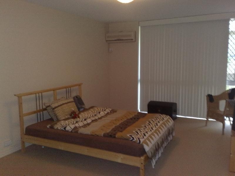 2/82 RACECOURSE ROAD, Ascot QLD 4007