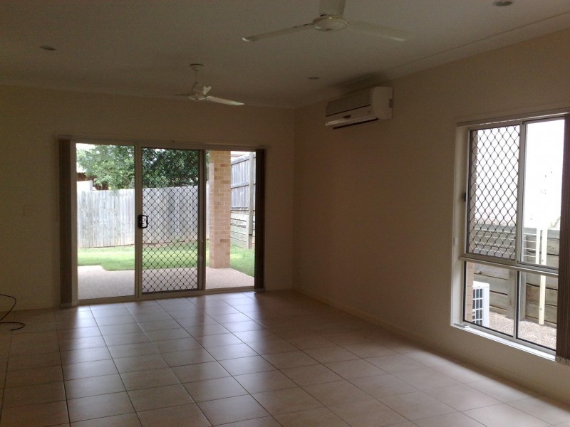 21 WARBURTON STREET, Murrumba Downs QLD 4503