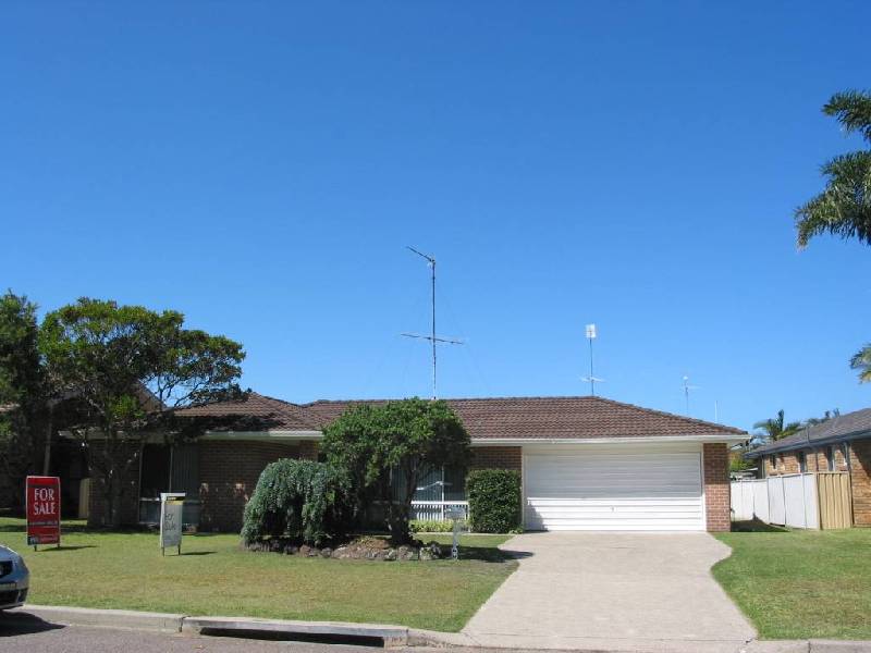 143 Rocky Point Road, Fingal Bay NSW 2315